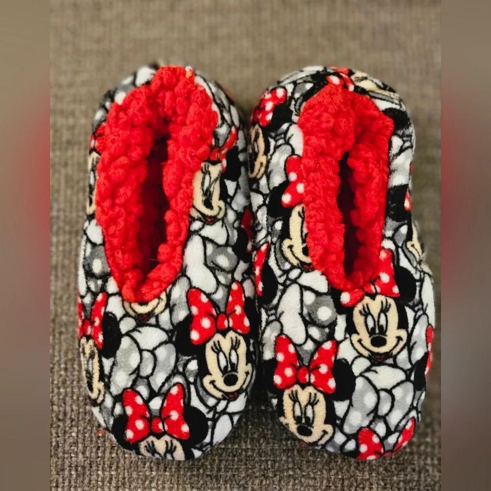 Disney Minnie Mouse Girls Houseshoes.